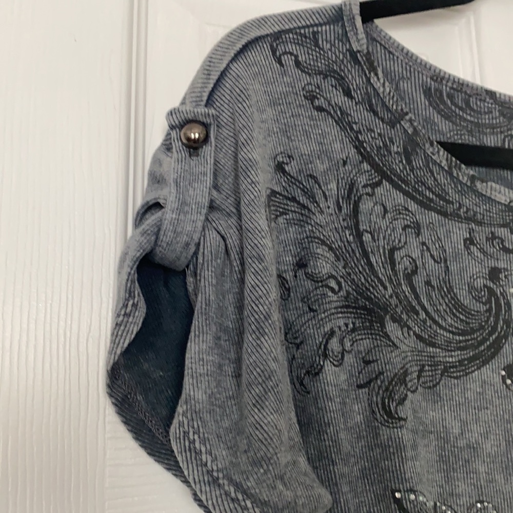 Focal Rhinestone T-Shirt - Medium - Picture 3 of 4